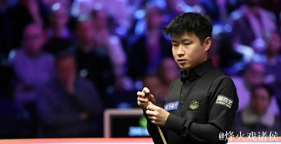 赵心童4-1战胜宾汉姆 晋级斯诺克英国公开赛32强 赵心童4-1战胜宾汉姆 晋级斯诺克英国公开赛32强