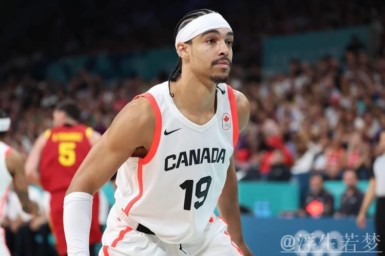 内姆哈德连续变向晃倒亚历山大 命中三分 内姆哈德连续变向晃倒亚历山大 命中三分